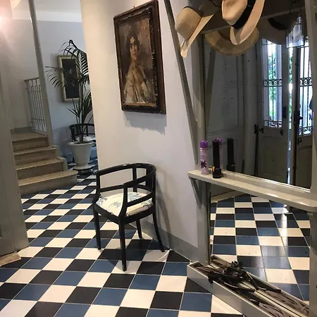 Jugendstilvilla Mit Pool In Gardone Riviera, Gardasee * Гардоне Ривьера