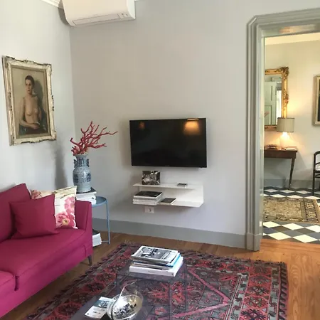 Jugendstilvilla Mit Pool In Gardone Riviera, Gardasee * Гардоне Ривьера