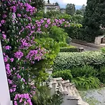 Lucia Mit Pool In Gardone Riviera, Gardasee Villa Gardone Riviera