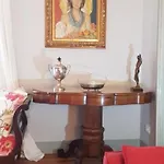 Lucia Mit Pool In Gardone Riviera, Gardasee Villa *