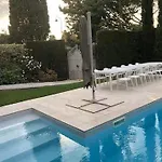Villa Lucia Mit Pool In Gardone Riviera, Gardasee