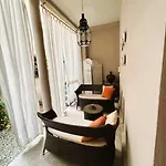 Lucia Mit Pool In Gardone Riviera, Gardasee * Gardone Riviera