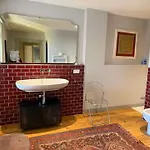 Lucia Mit Pool In Gardone Riviera, Gardasee * Gardone Riviera
