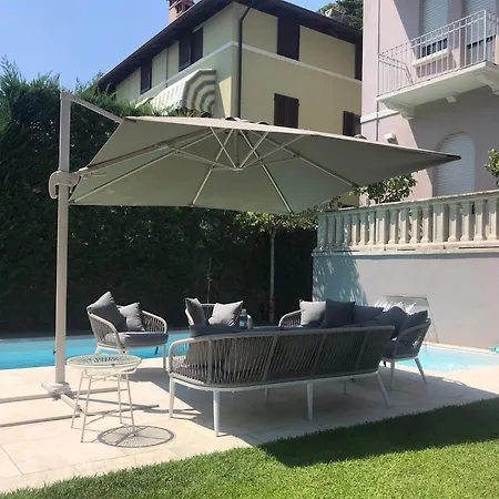 Jugendstilvilla Mit Pool In Gardone Riviera, Gardasee غاردوني ريفييرا
