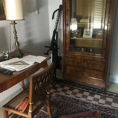 Lucia Mit Pool In Gardone Riviera, Gardasee Villa