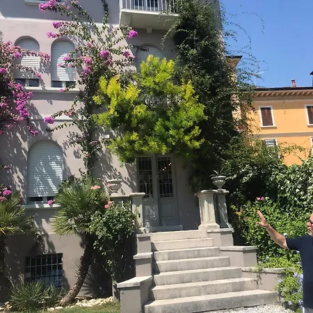 Jugendstilvilla Mit Pool In Gardone Riviera, Gardasee * غاردوني ريفييرا