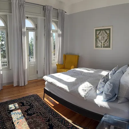 Lucia Mit Pool In Gardone Riviera, Gardasee Gardone Riviera