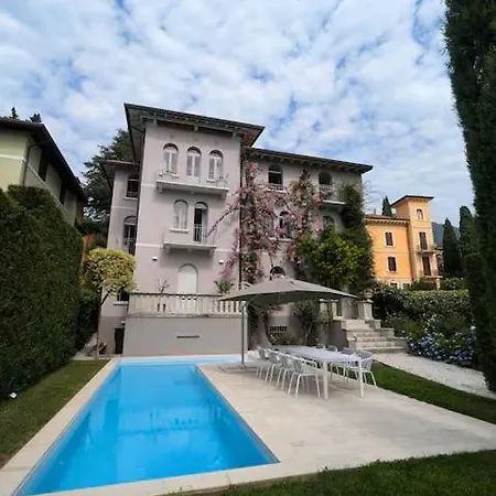 Lucia Mit Pool In Gardone Riviera, Gardasee Gardone Riviera