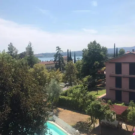 Lucia Mit Pool In Gardone Riviera, Gardasee Villa